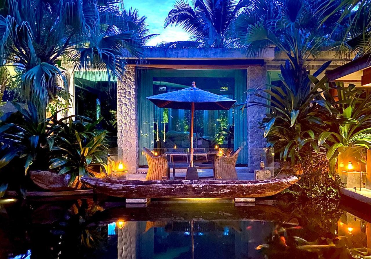 Villa On The Rocks, 4 Bedrooms, Phuket Strand Surin Exterior foto